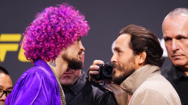Sean O'Malley Marlon Chito Vera Staredown